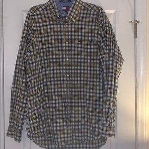 Tommy Hilfiger men’s button down shirt (L)